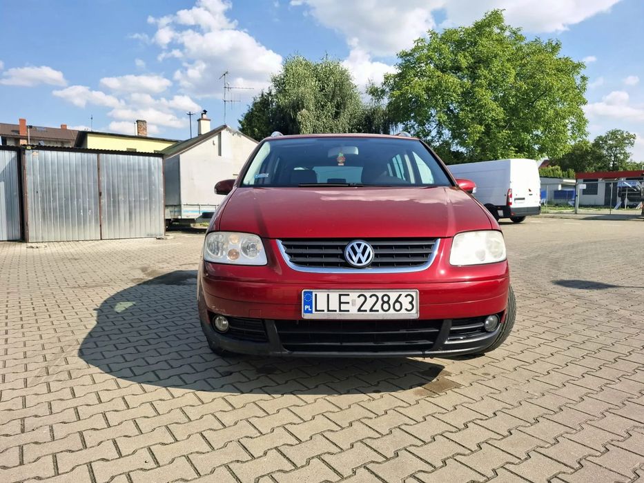 Volkswagen Touran Automat 7 osobowy
