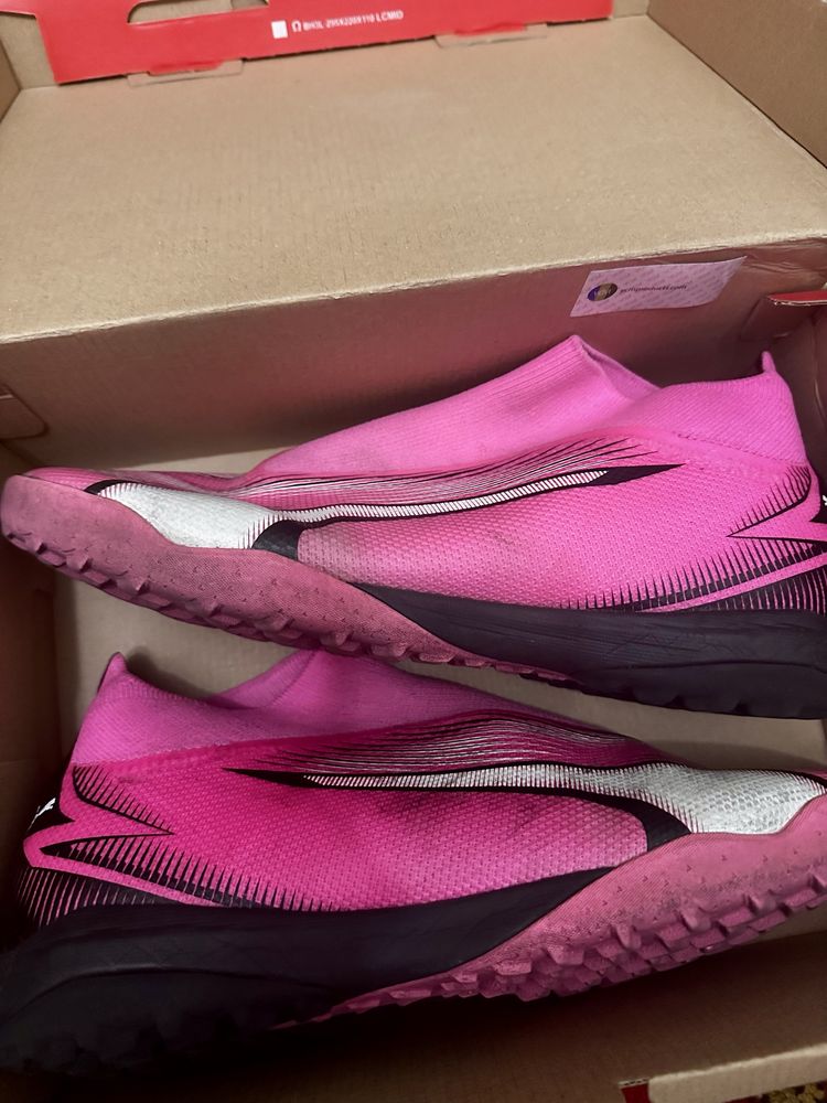 Футбольні бутси puma