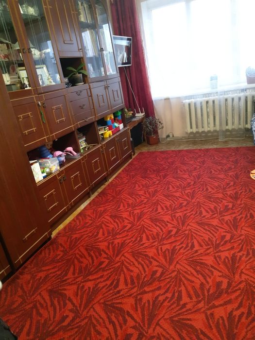 Коврик червоний терміново