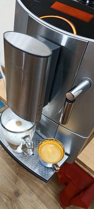 Кофемашина Miele 5200 из Германии.