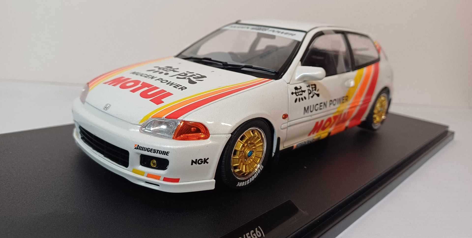1/18 Honda Civic EG6 Motul - Solido