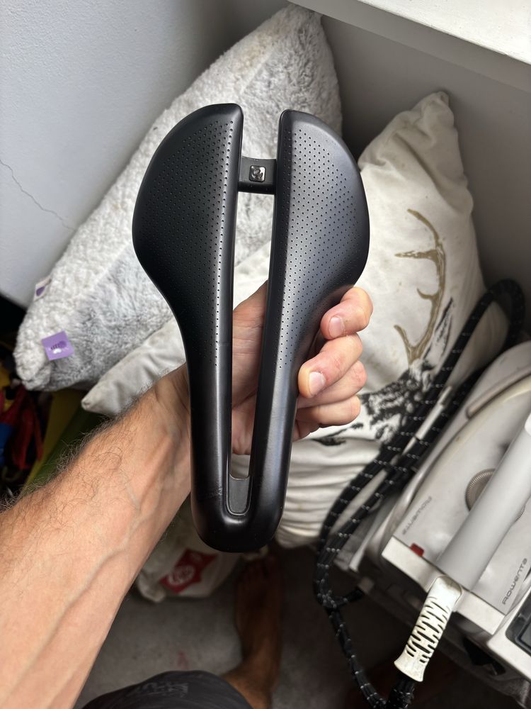 Selim Bontrager Aeolus Elite