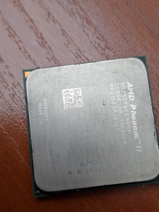 Sprzedam płyte główną + procesor AMD Phenom II X6 1055T + pamięć 4GB