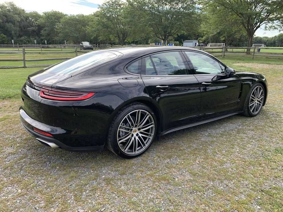 2018 Porsche Panamera