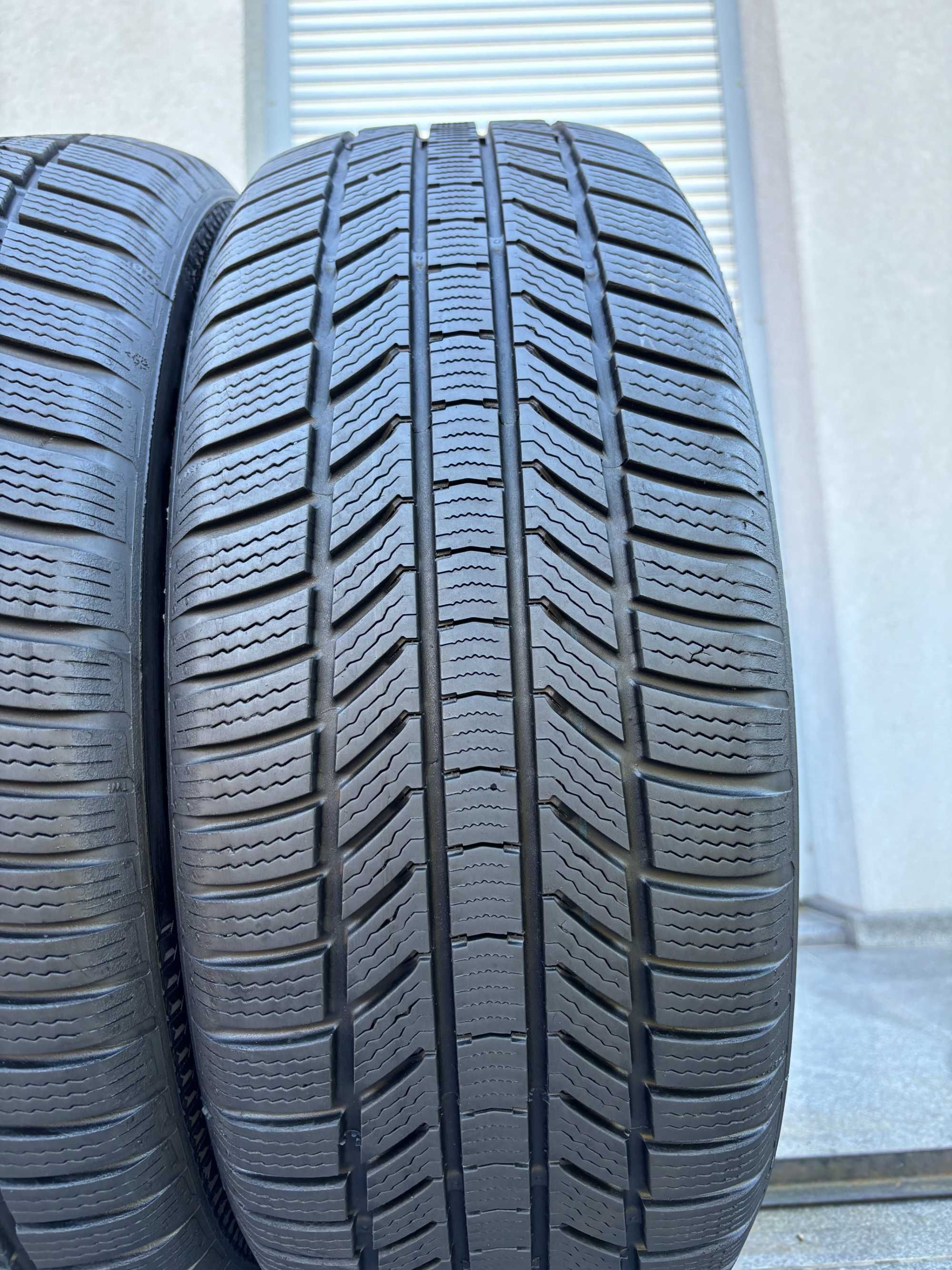 2szt zimowe 235/55R18 Continental 6,5mm 2022r świetny stan! Z5630 gwar
