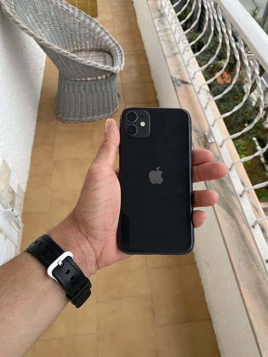 iPhone 11 BLACK 64 GB