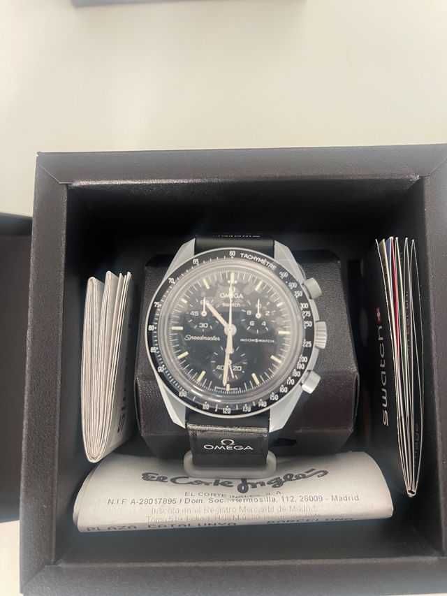 Swatch x Omega Bioceramic Moonswatch Mission to the Moon SO33M100