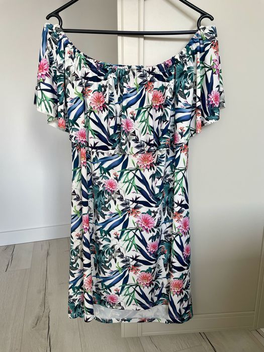 Sukienka hiszpanka Mohito