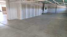 Armazém com 220 m2