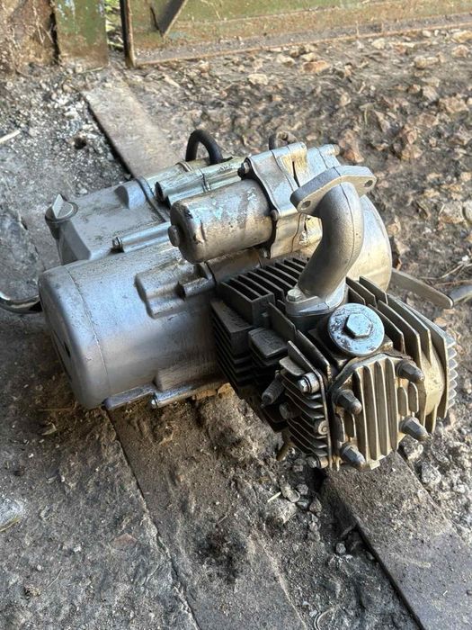 Продам двігатель вайпер актів