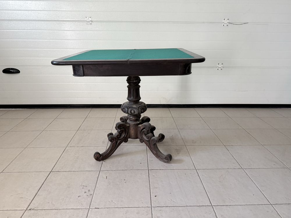 Mesa de jogo vintage