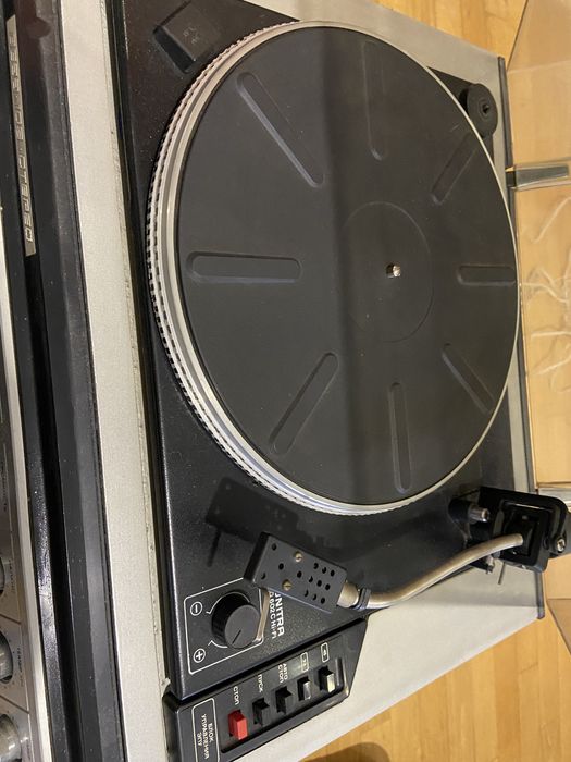 Вега 109 стерео Вініловий програвач