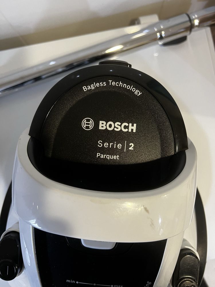 Aspirador Bosch Serie 2 Parquet