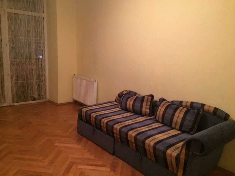 Здається 2-к квартира на бул.Лесі Українки 36