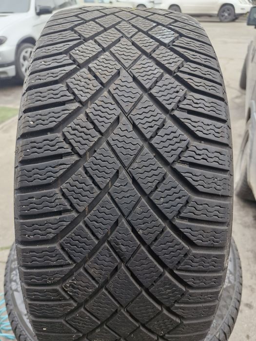 Шина гума 245 45 19 контіненталь