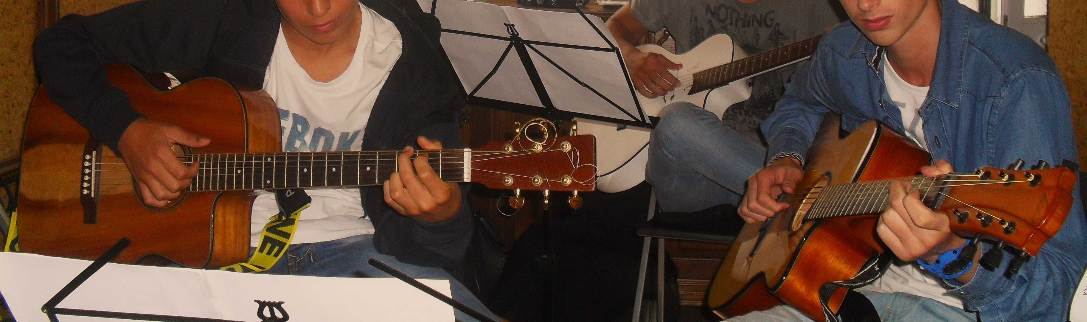 Aulas de Guitarra/Viola, em Guimarães