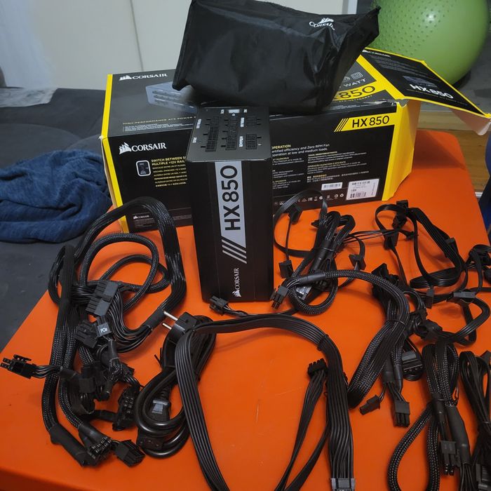 Zasilacz corsair hx850 platinium 12vhpwr  nvidia  amd