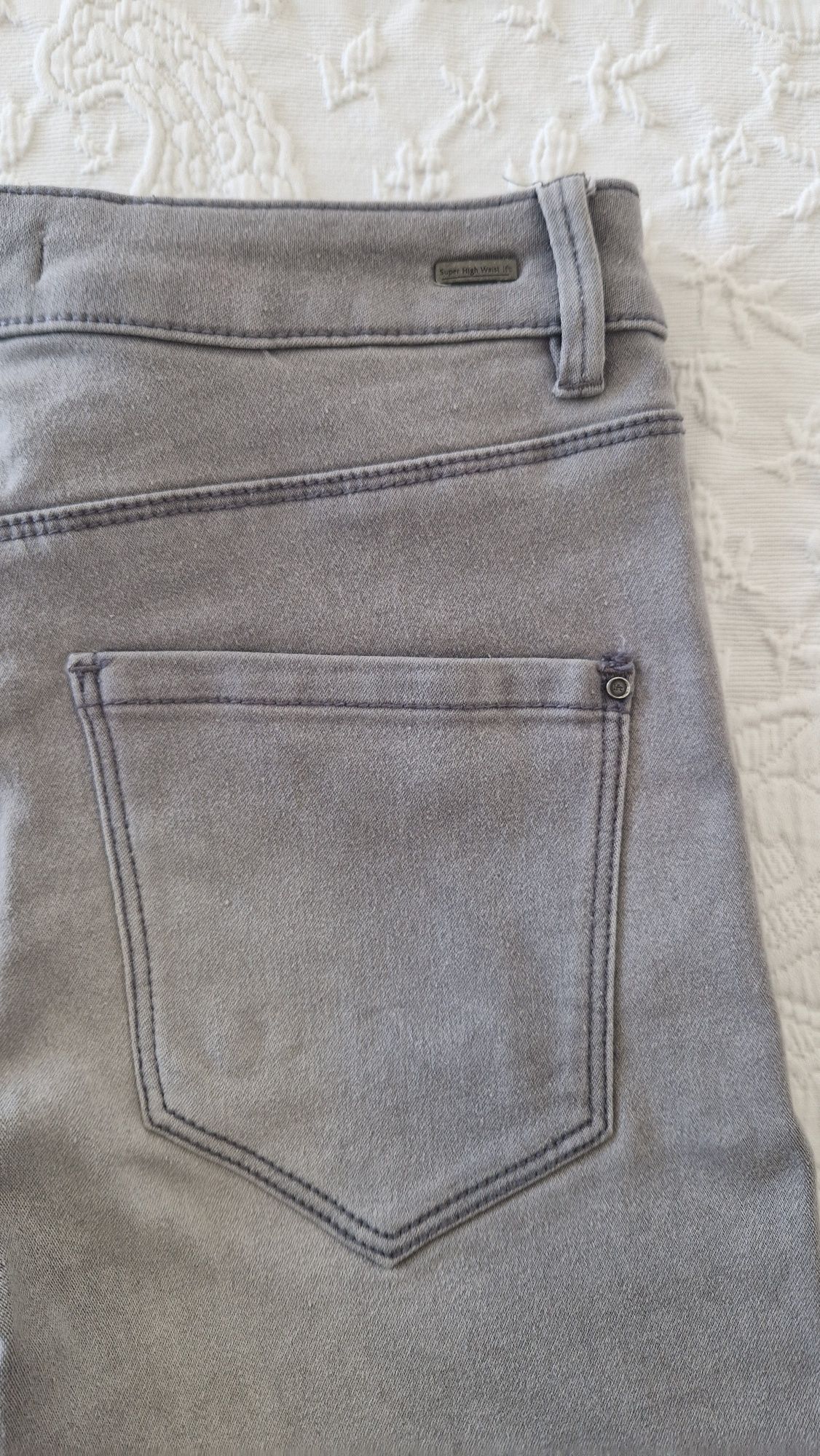 Calças ganga skinny Lefties cinza tamanho 40