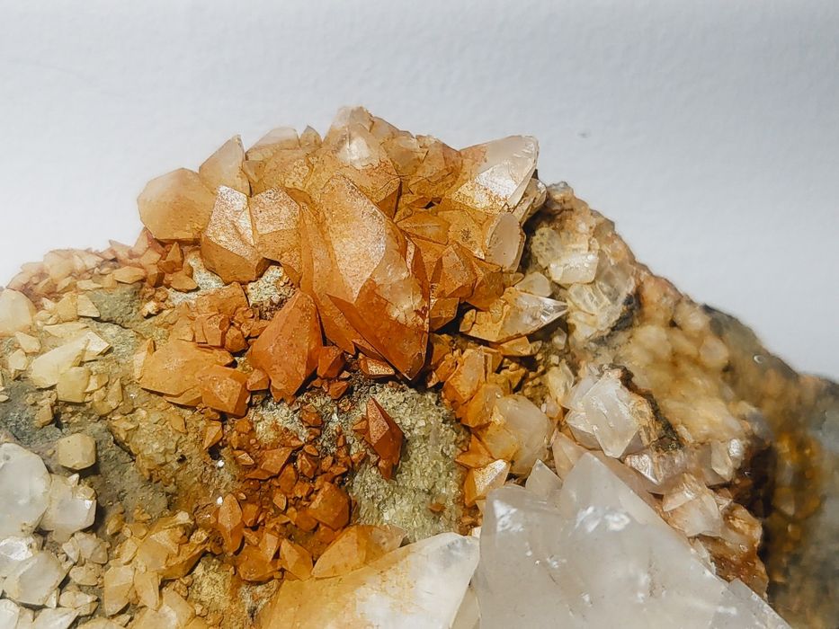Kalcyt fluoryt baryt - minerał z Hiszpanii