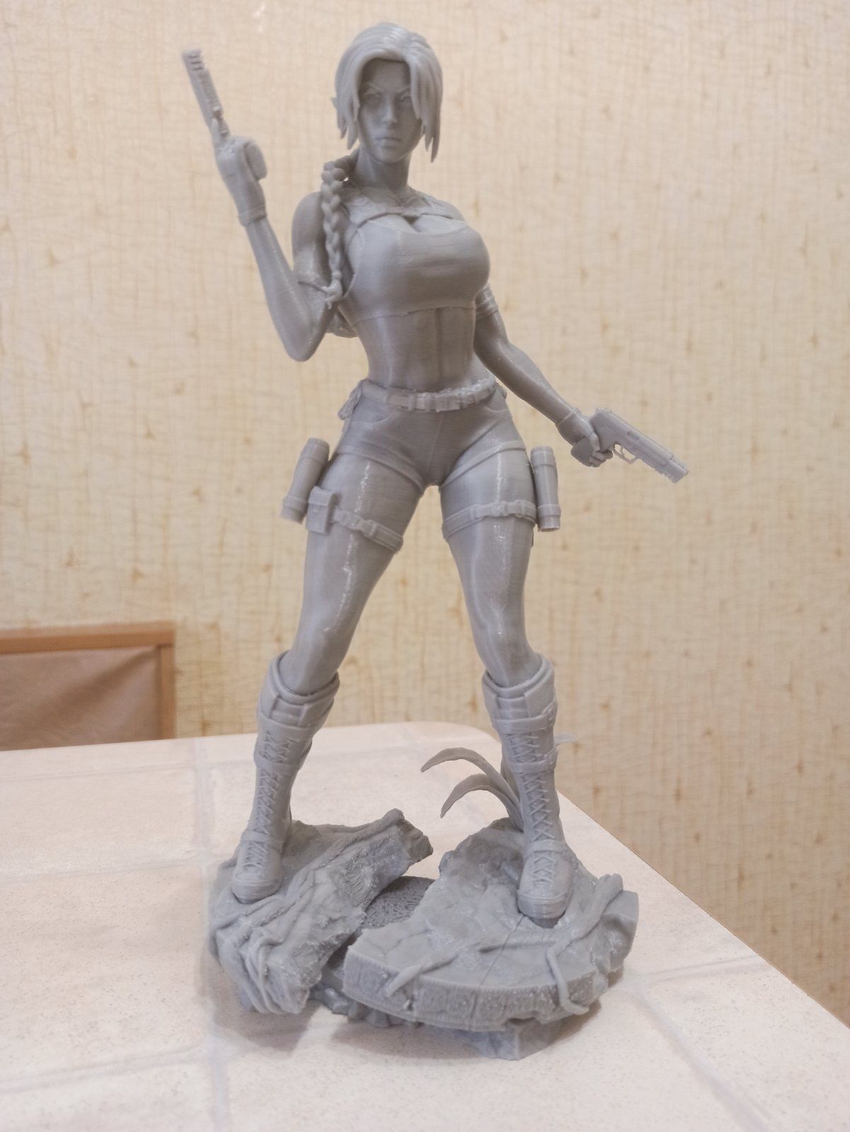 Lara Croft Tomb Raider Лара Крофт Расхитительница Гробниц 22см