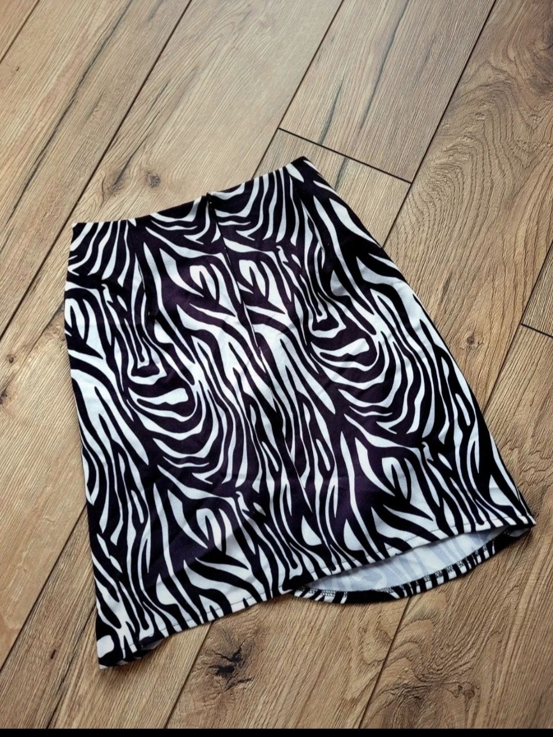 Spódnica zebra mini guziki Belluci xs
