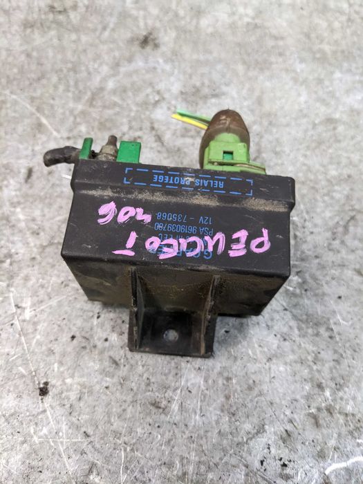 Peugeot 406 Citroen Xsara I 2.0 HDI Przekaźnik Świec Żarowych