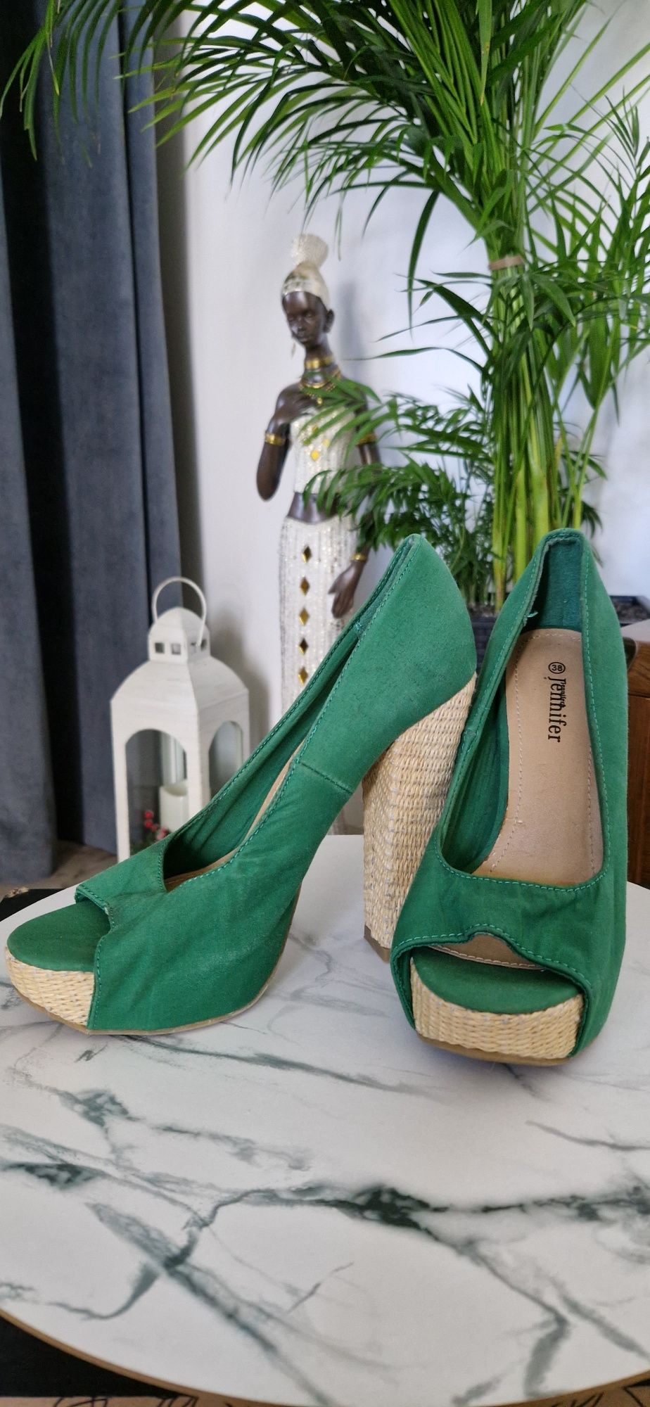 Zielone buty damskie z pięknym obcasem rozmiar 38 Jennifer&Jennifer