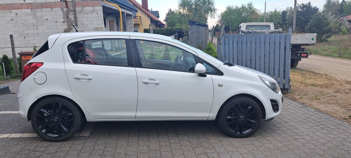 Opel Corsa D 1.3 CDTI 2014r niski Przebieg