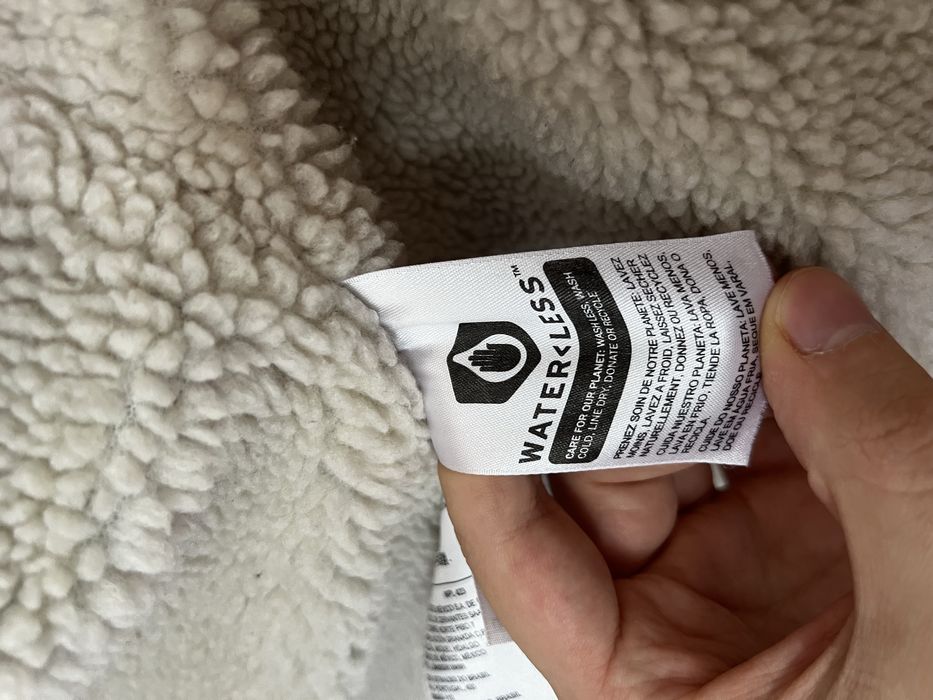 Жіноча джинсова куртка Levis Sherpa Trucker Jacket XS