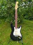 Stratocaster Musima Lead Star I, produkcja NRD.