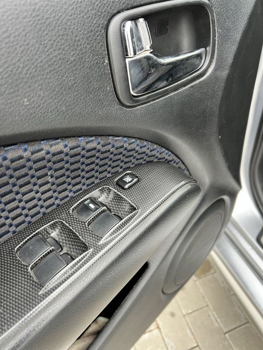 Mitsubishi Outlander 2008 2.0 мкпп