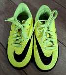 Korki buty piłkarskie 28 nike