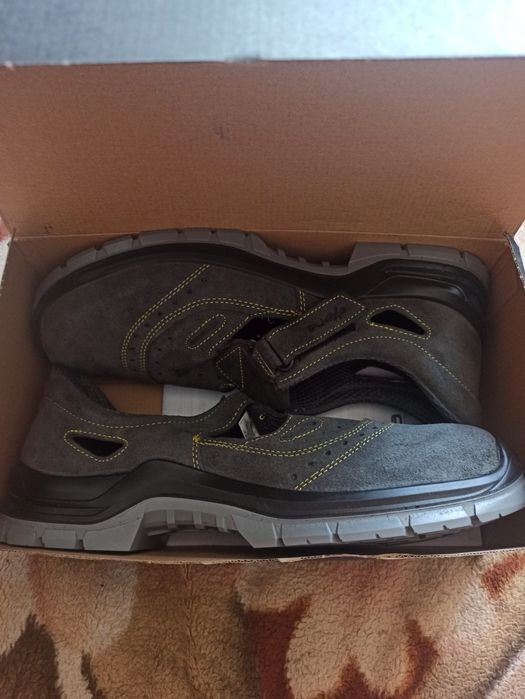 Захисне  взуття exena bracciano 18