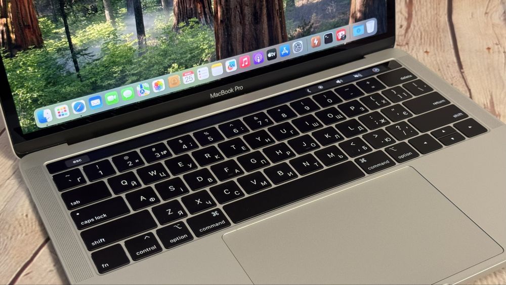 MacBook Pro 13" 2018 (Silver, 8/512 ГБ, A1989) USA