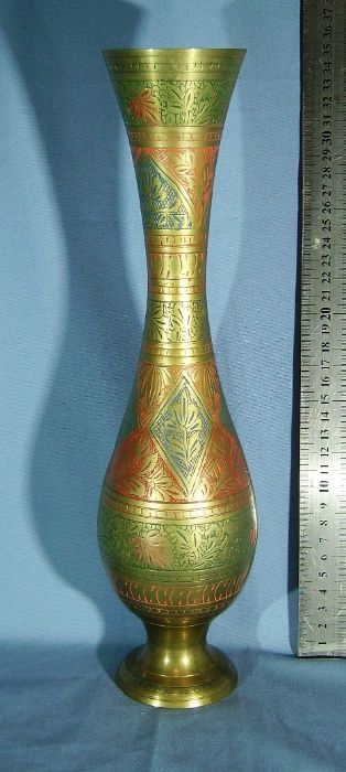 Интерьерная ваза индийская металлическая латунь