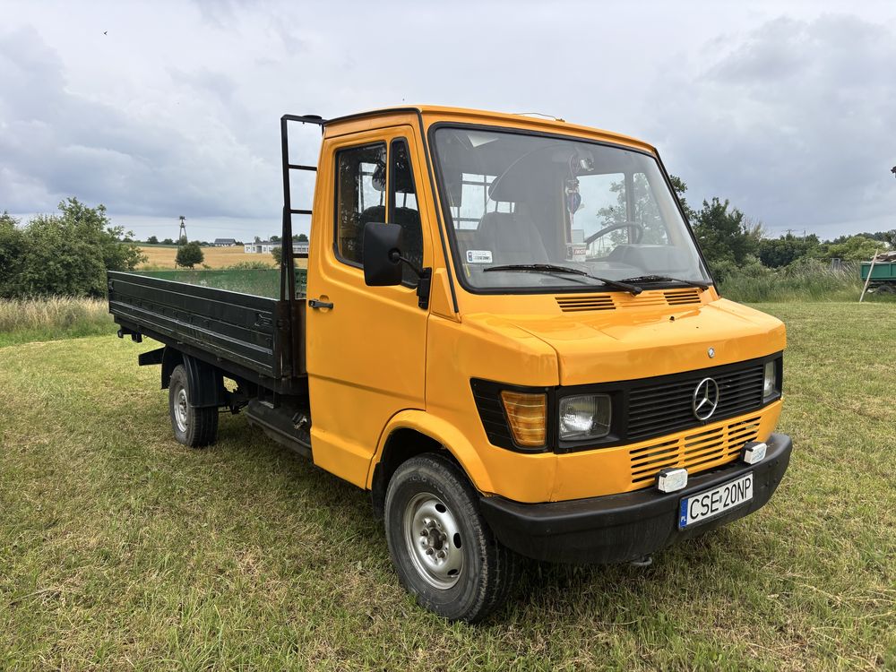 Mercedes 208d Kaczka 2,9d wspomaganie