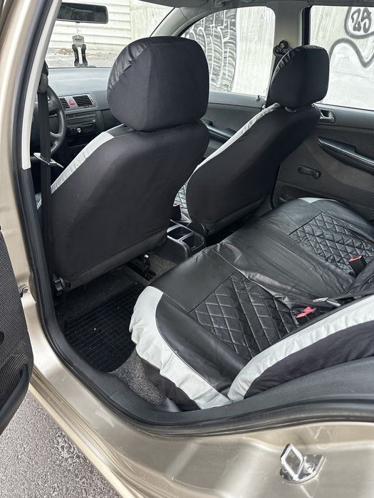 Продам SKODA FABIA 1.4 газ