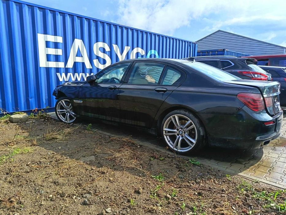 BMW 740D XDRIVE 2011r 3.0 N57D30 na części silnik, ćwiartka 475