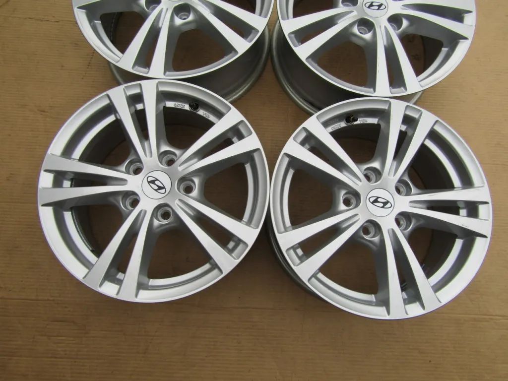 4x Felgi 16 Hyundai i30 I II III ix35 ix20 ix25 Tucson Kia + czujniki TPMS