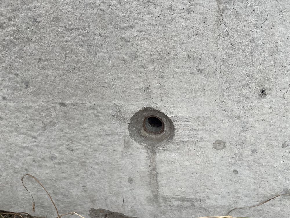 Słup, filar betonowy