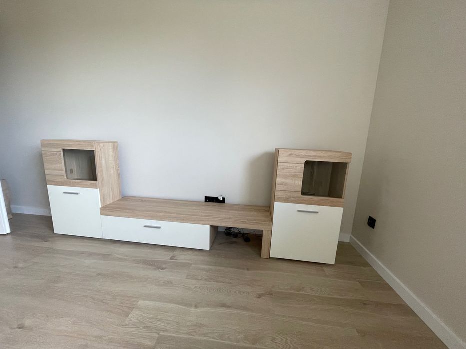 Meblościanka Szafka RTV + szafki wiszące