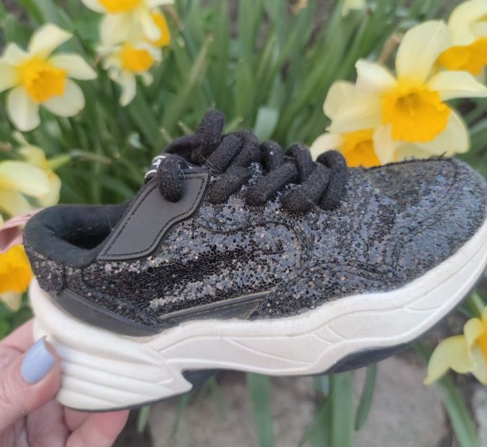 Кросівки від Zara, 28 розмір.