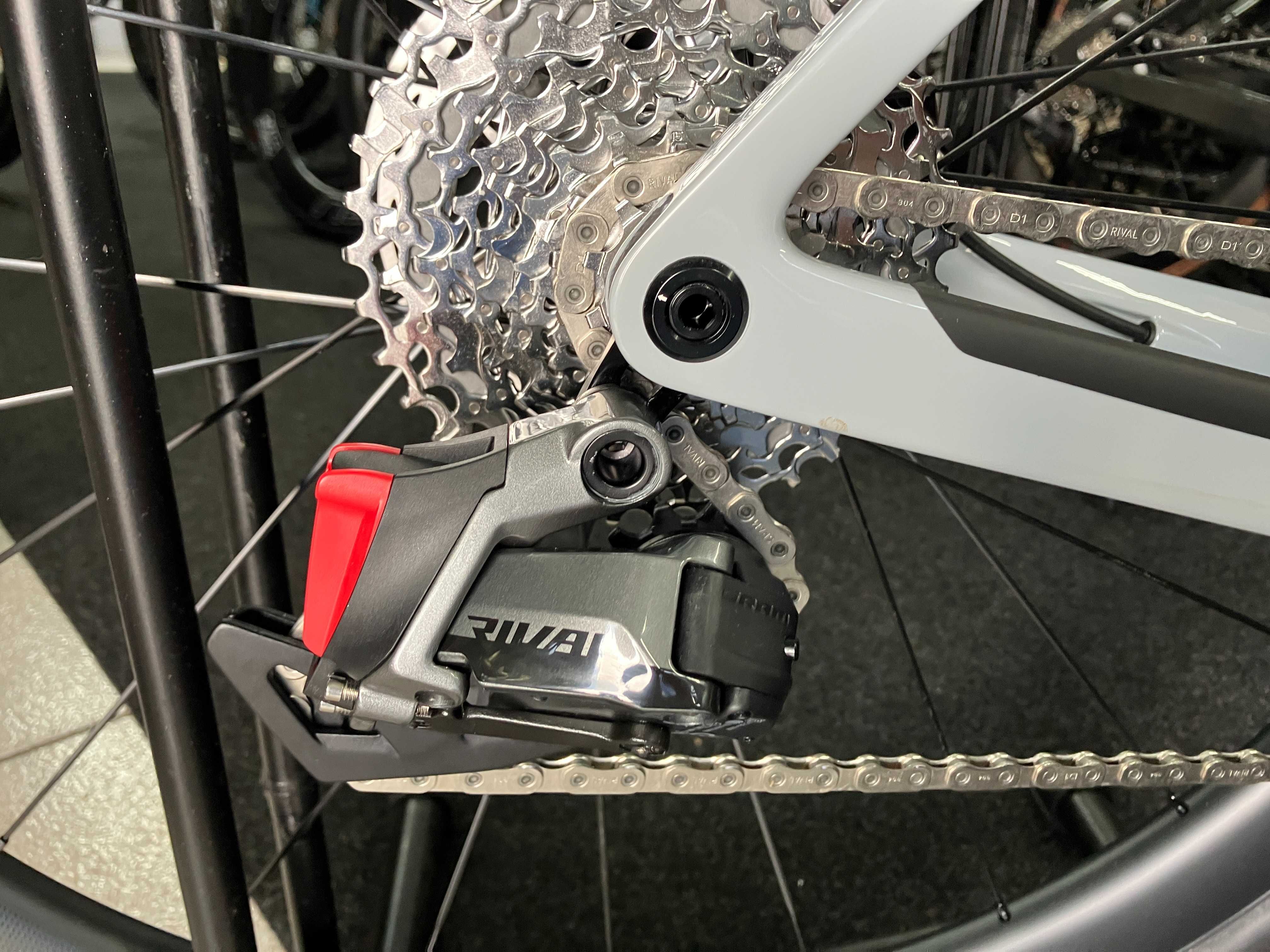 SCOTT ADDICT GRAVEL 20