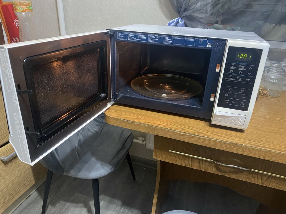 Микроволновка Samsung