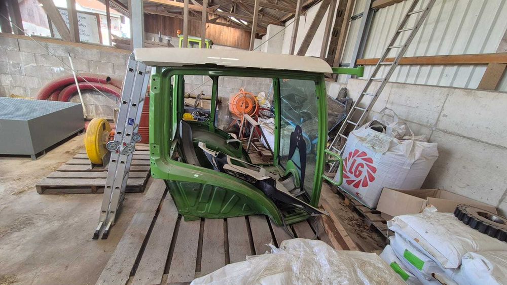 Kabina fendt 724 718