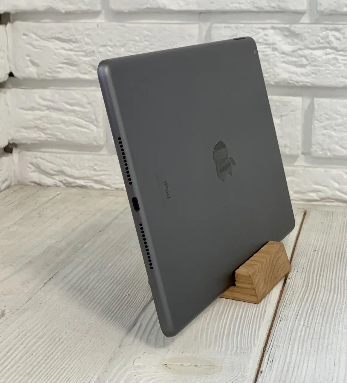 iPad 7th generation 32gb Space Gray Wifi 10.2 планшет з гарантією