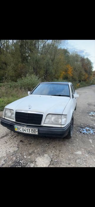 Mercedes-Benz W124