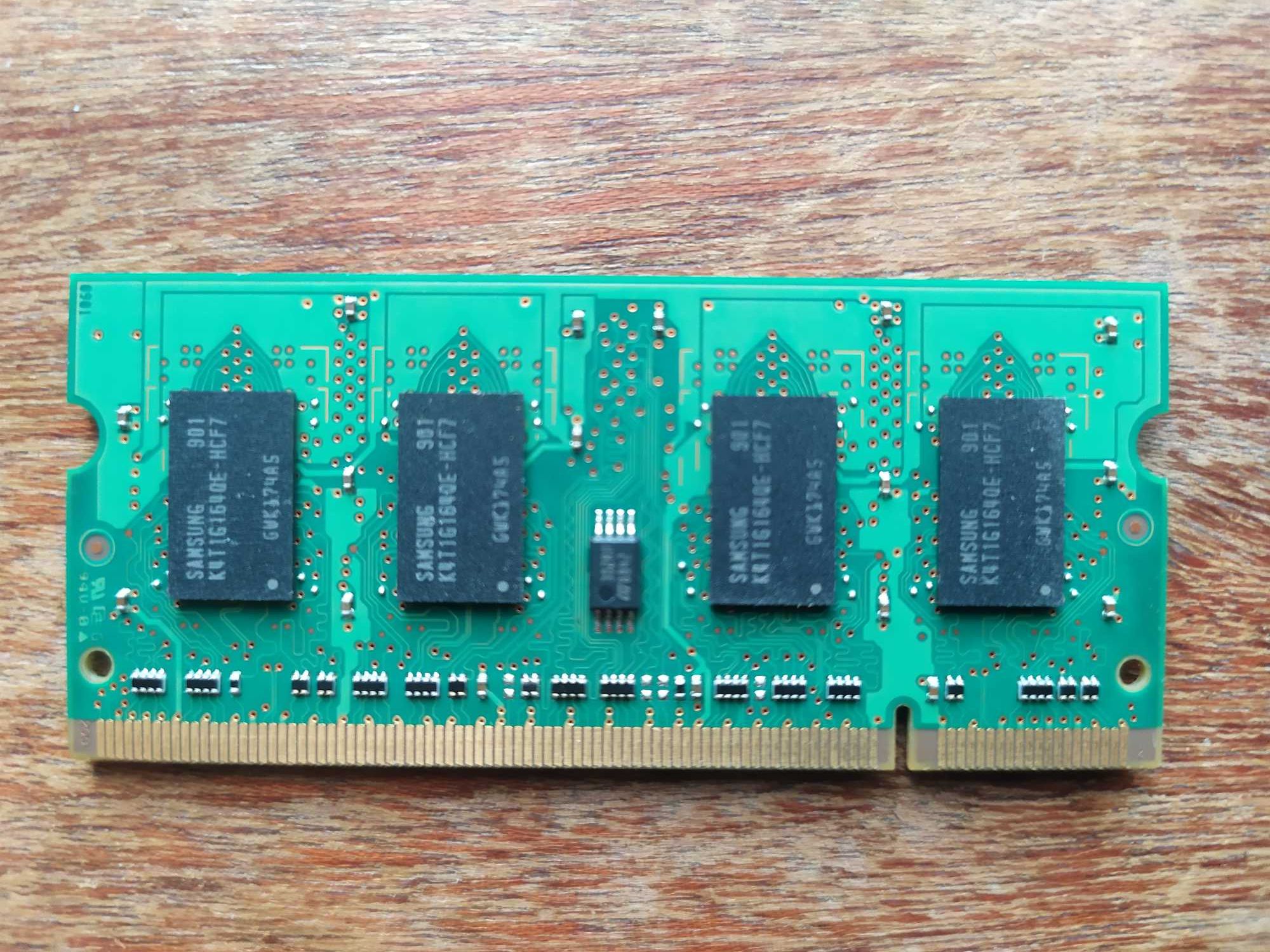Оперативна пам'ять для ноутбука Samsung 1 GB DDR2 800 Mhz