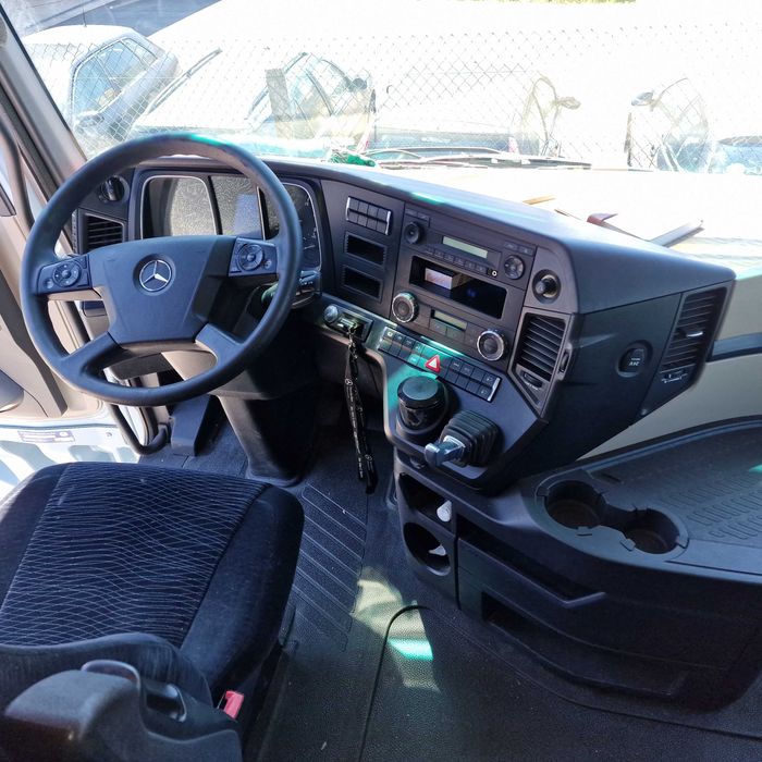 Trator Mercedes Actros 18.45