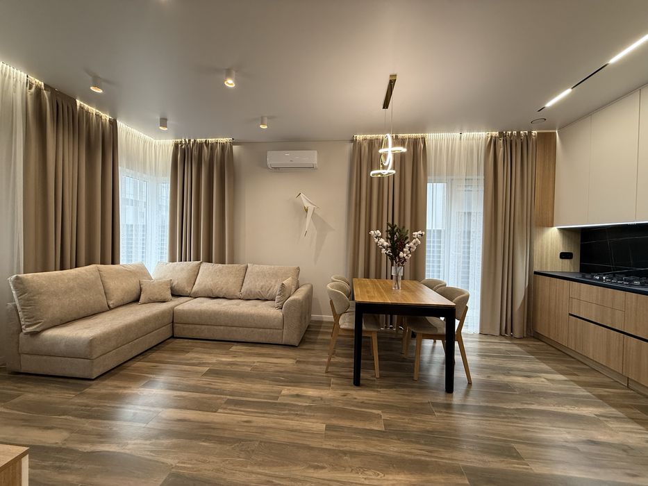 Чудовий варіант для особистого проживання. Таун, дуплекс з ремонтом